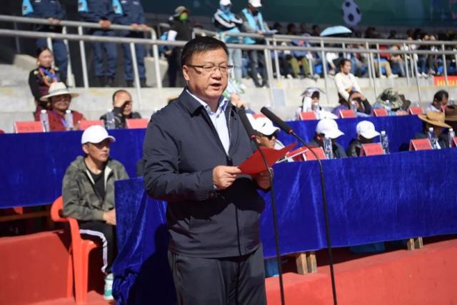 易建联9号球衣正式退役 阿联哽咽感谢所有球迷