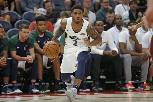 马尚30分亚当斯50+11+6 广东9连胜送福建6连败